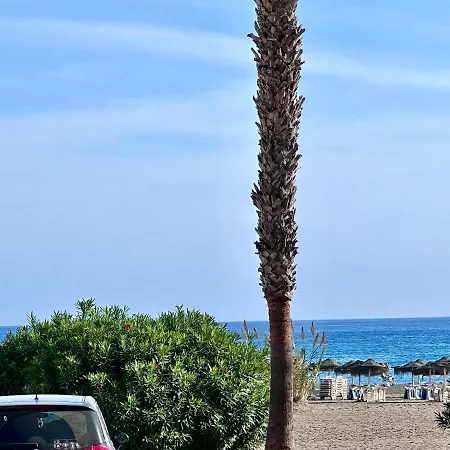 Apartment Gran Apartamento En Primera Linea De Playa, La Cala Del Moral