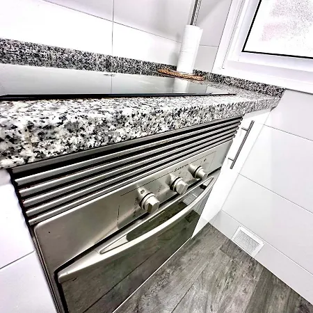 Gran Apartamento En Primera Linea De Playa, Apartment