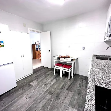 Gran Apartamento En Primera Linea De Playa, *